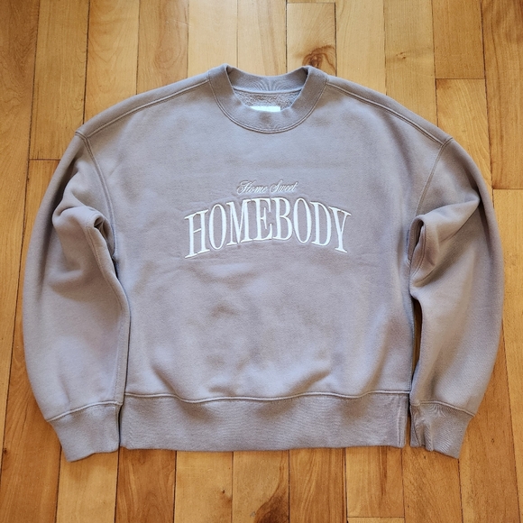 Abercrombie & Fitch Tops - Abercrombie Homebody Classic Sunday Crew - XS